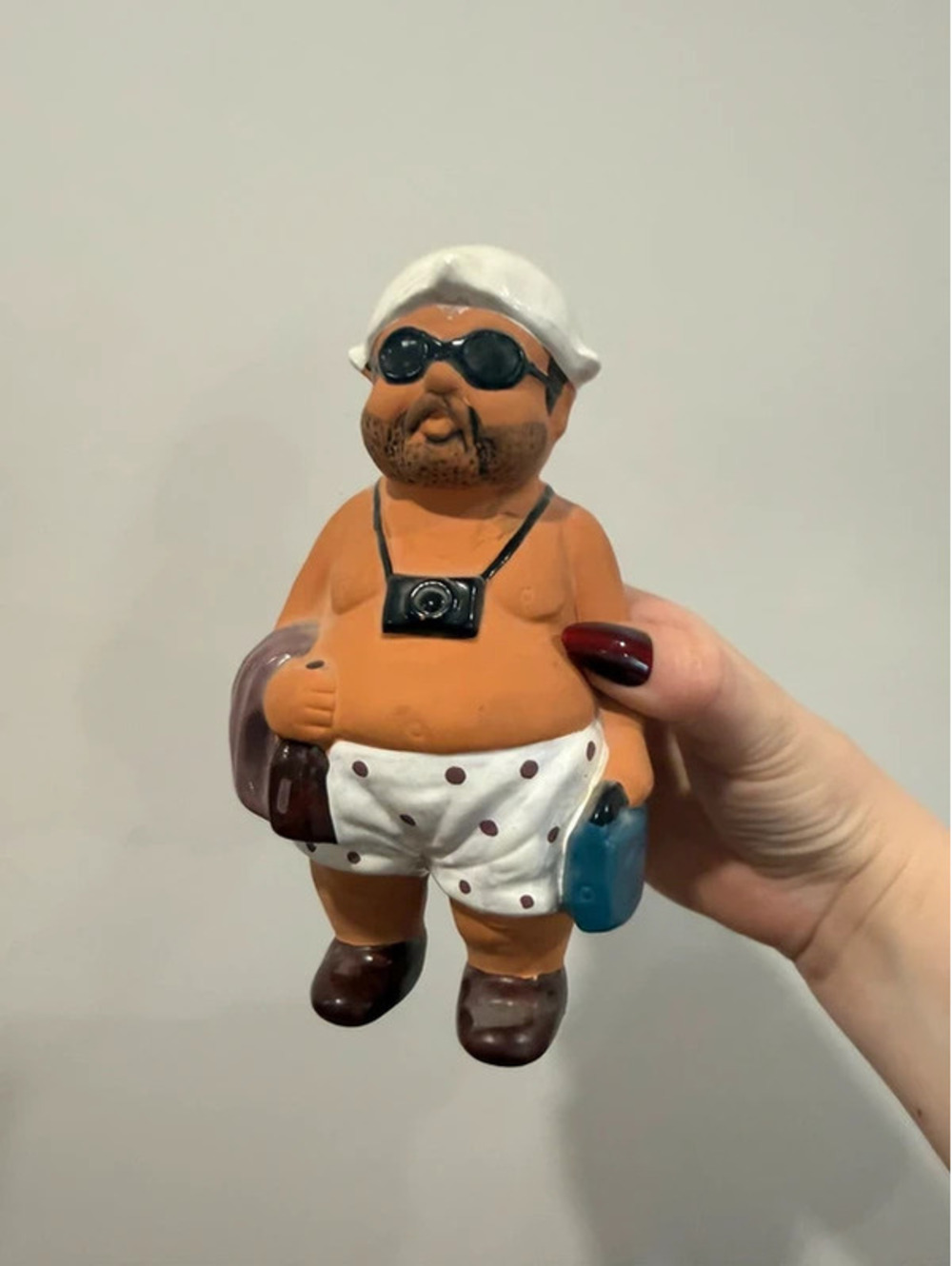 Vintage 1985 Beachcombers Intl Frumpy Tourist Ceramic Figurine